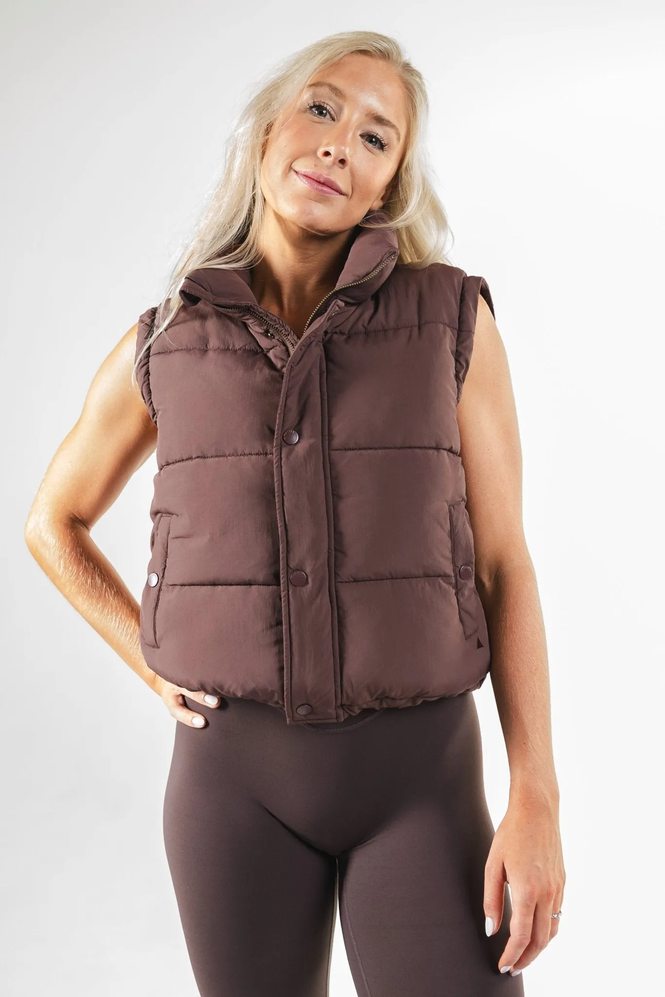 Vitality Convertible Puffer - Cocoa